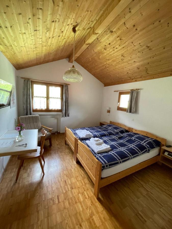 Gasthaus Beverin Farden Екстериор снимка